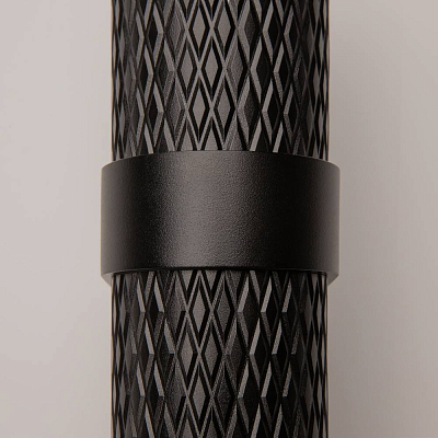 Настенный светильник (бра) Maytoni C069WL-02B 400_400_2857185