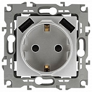 Розетка с заземлением и со шторкой и 2хUSB, без рамки Эра Эра 12 12-4109-03 500_191_2395102