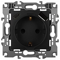 Розетка с заземлением и со шторкой и 2хUSB, без рамки Эра Эра 12 12-4108-05 500_191_2395778