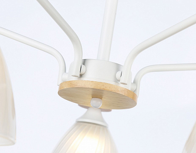 Люстра на штанге Ambrella Light TR TR9567 400_400_2017895