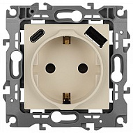 Розетка с заземлением и со шторкой и 2хUSB, без рамки Эра Эра 12 12-4108-02 500_191_2395793