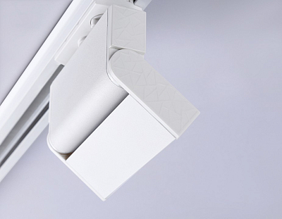 Светильник на штанге Ambrella Light GL GL6801 400_400_2024168