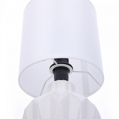 Настольная лампа декоративная Lumion Origamia 8226/1T 400_400_1866641