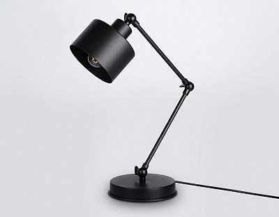 Настольная лампа офисная Ambrella Light TR TR8153 400_400_2015597