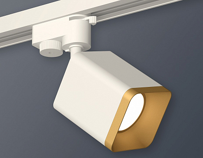 Светильник на штанге Ambrella Light XT XT7812003 400_400_2004405