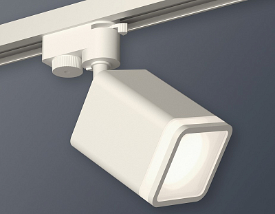 Светильник на штанге Ambrella Light XT XT7812021 400_400_2004418