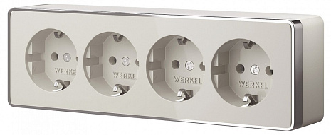 Розетка четверная с заземлением и со шторками Werkel Gallant W5072204 500_191_3228022
