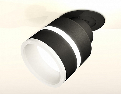 Встраиваемый светильник на штанге Ambrella Light XM XM8102524 400_400_2012090
