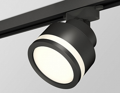 Светильник на штанге Ambrella Light XT XT8102022 400_400_2163599