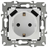 Розетка с заземлением и со шторкой и 2хUSB, без рамки Эра Эра 12 12-4109-01 500_191_2395100