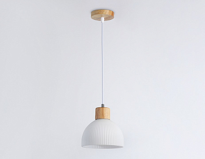 Подвесной светильник Ambrella Light TR TR83133 400_400_2026393
