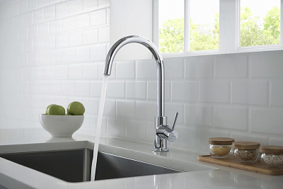 AQ1382CR ЕВРОПА смеситель Смесители для кухни 400_400_2409414