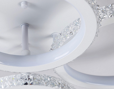 Потолочная люстра Ambrella Light FA FA9524 400_400_2013705